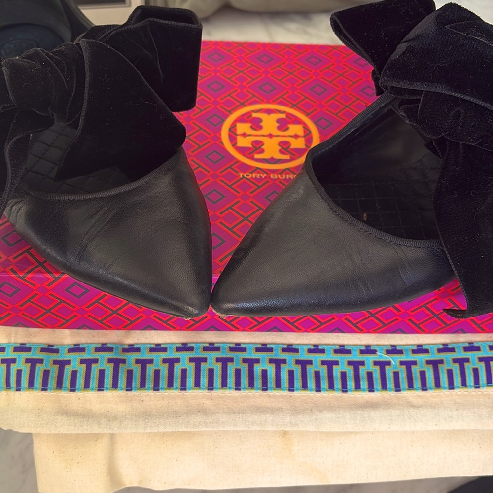 Tory Birch Clara Flat size 9